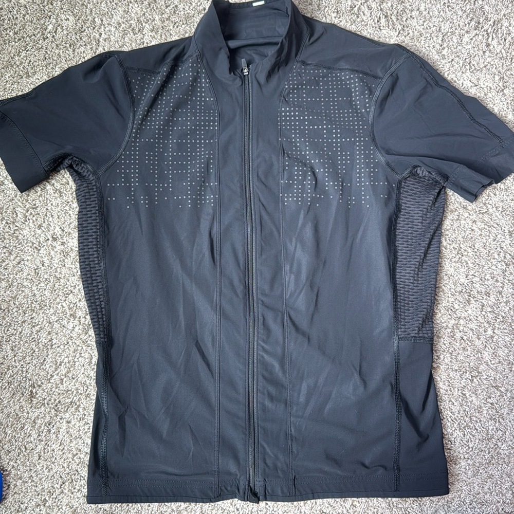 Men's Lululemon Sea To Sky Jersey
Black Cycling